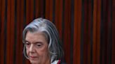 Nueva presidenta del tribunal electoral brasileño dice que combatirá mentiras digitales