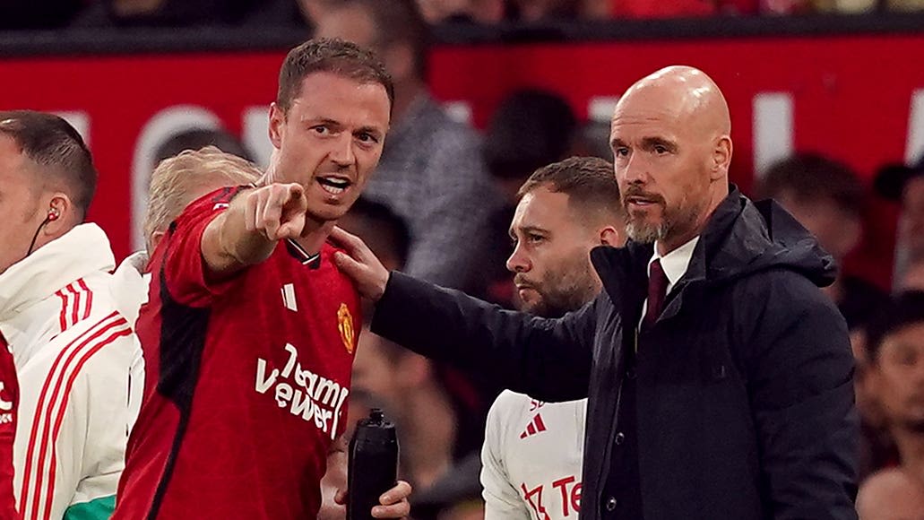 Jonny Evans hopes Man Utd do not sack Erik ten Hag after FA Cup glory