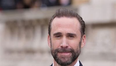 Joseph Fiennes and Mark Gatiss call for more arts funding at Olivier Awards