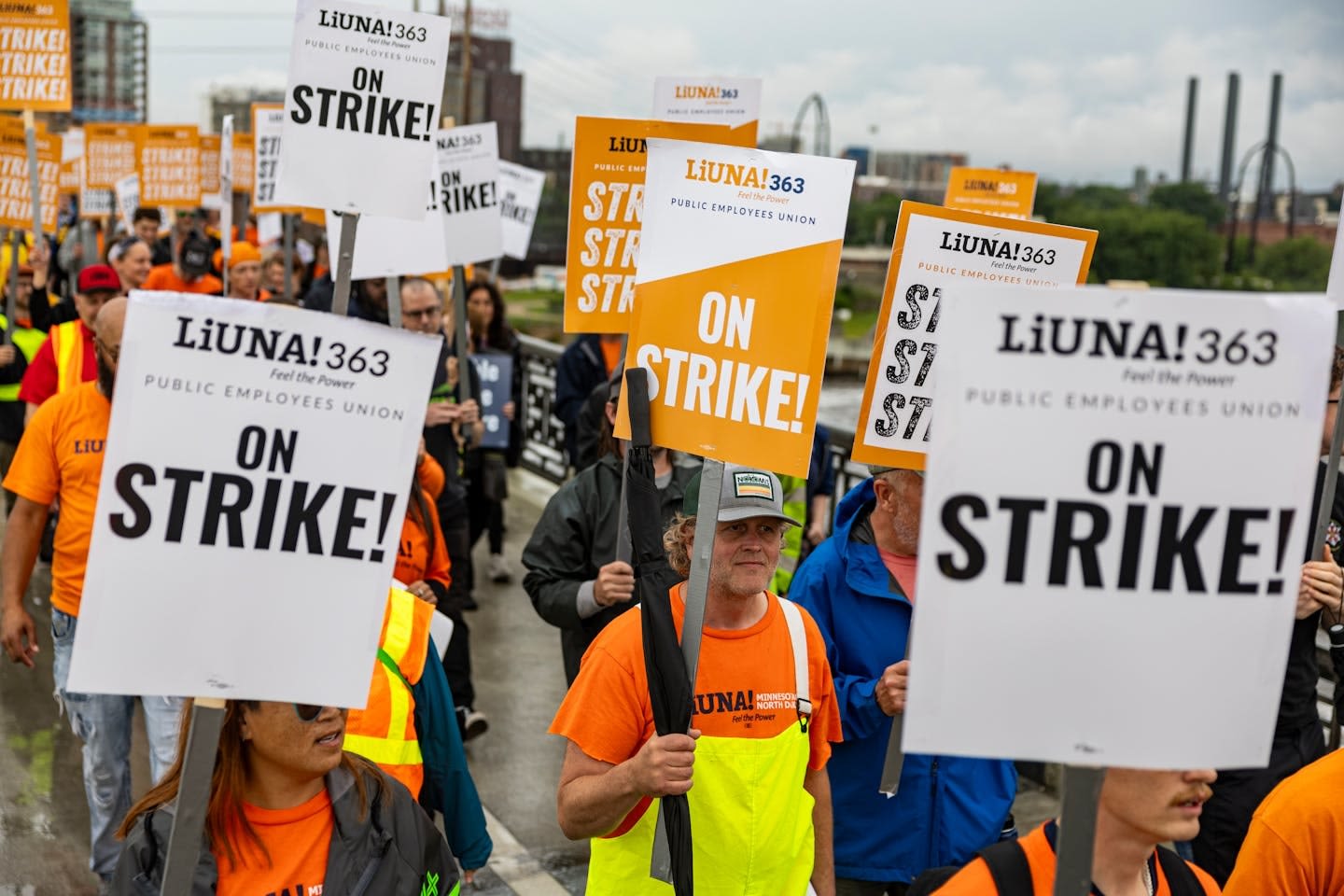 Striking workers reject latest contract offer from Minneapolis Park Board