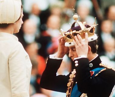 El rey Carlos III no tiene imitadores: la investidura perdida del nuevo príncipe de Gales