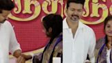 FACT CHECK: Did A Girl Ask Thalapathy Vijay To Remove His Arm From Around Her Shoulder? Watch