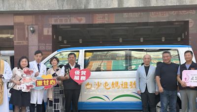 東、西方聖母相遇！ 苗栗拱天宮捐醫療車給虎尾若瑟醫院 - 自由健康網