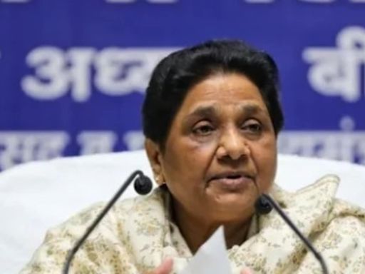 RSS order: Mayawati accuses BJP-led Centre of appeasement