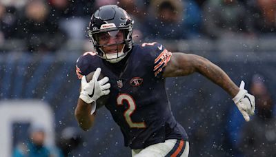 DJ Moore signs 4-year, $110 million extension with Chicago Bears