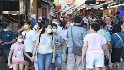 5700元丟水溝！屏東國中生批畢旅淋雨、吃即期麵包 校方回應了