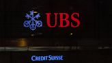 La atención a la deuda bancaria desvanece el alivio por el acuerdo de Credit Suisse