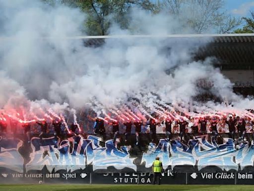 Stuttgarter Kickers gegen VfB Stuttgart II Das sind die emotionalsten Bilder vom Derby