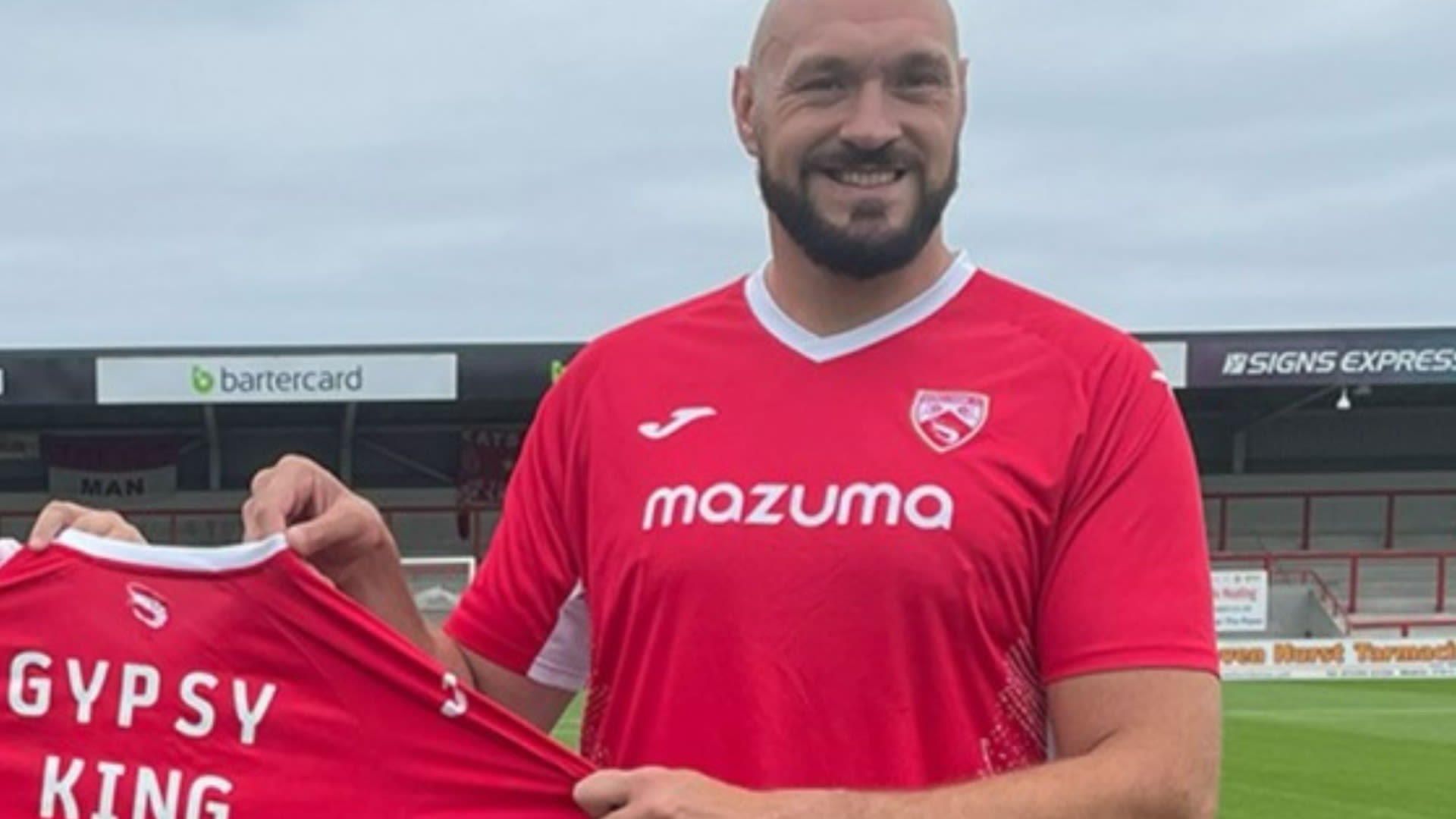 Tyson Fury's beloved EFL club could have to play kids as players go unpaid