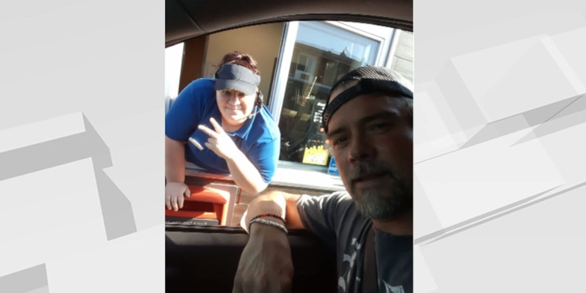 Josh Duhamel poses for photo at Fargo McDonald’s