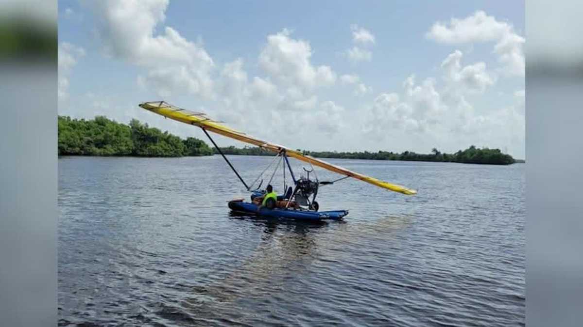 Pilot rescued after ultralight aircraft crashes into Caloosahatchee River