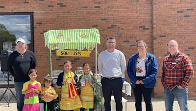 Whitecourt, Mayerthorpe kids collect ribbons for 2024 Lemonade Day businesses