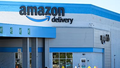 Analysts reassess Amazon stock price targets ahead of earnings