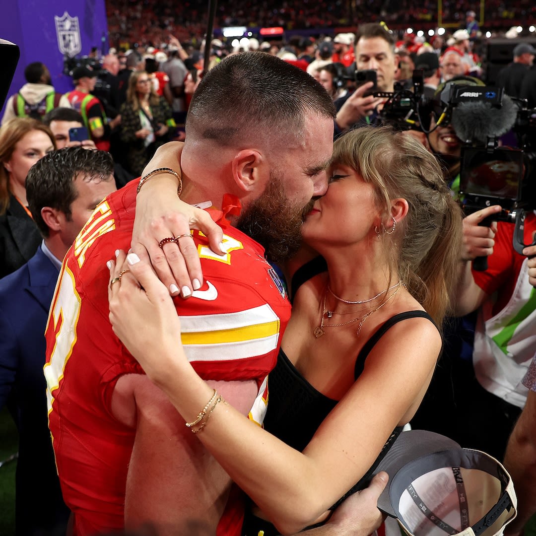 Taylor Swift and Travis Kelce's Vegas PDA Will Have You Feeling So High School - E! Online