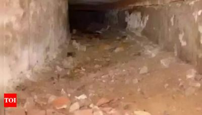 West Bengal: Tunnel leading to canal found underneath fake gold idol dealer's house | Kolkata News - Times of India