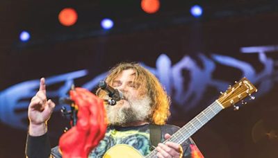 Hollywood star Jack Black left baffled by 'Yorkshire' chants during hilarious Tenacious D Leeds First Direct Arena show