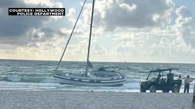 Group of migrants come ashore on Hollywood Beach after arriving on 30-foot sailboat - WSVN 7News | Miami News, Weather, Sports | Fort Lauderdale