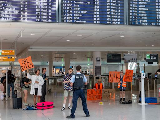 Alemania castigará con cárcel las protestas en los aeropuertos tras otro bloqueo de activistas medioambientales