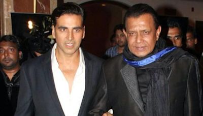 Akshay Kumar congratulates Mithun Chakraborty on Dadasaheb Phalke Award