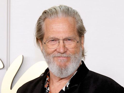 Jeff Bridges says he's 'feeling great' 3 years after contracting COVID while undergoing chemotherapy