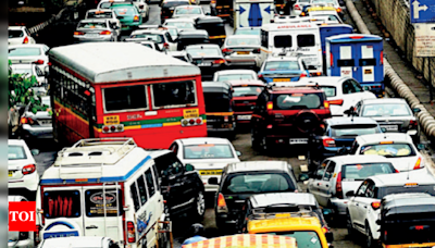 87k+ vehicles use just-opened coastal road tunnel | Mumbai News - Times of India