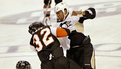 Former NHL Heavyweight Training Rangers Forward