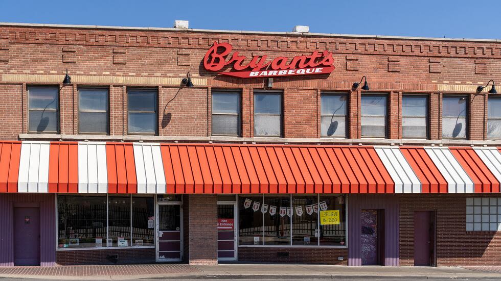 Arthur Bryant’s temporarily closing due to flooding, plumbing challenges