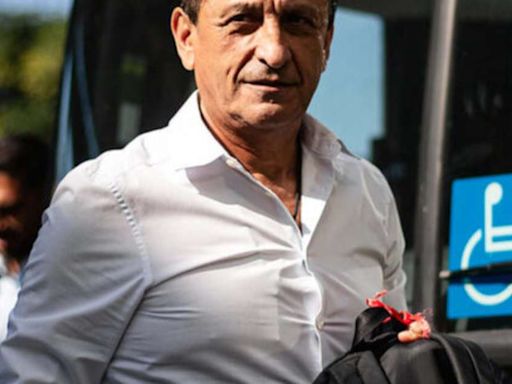 Corinthians encaminha contratação do técnico Ramón Díaz