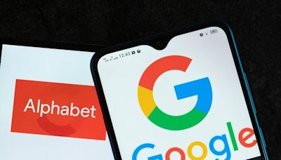 Google Is 6 Months Behind ChatGPT-Parent OpenAI In Artificial... Ahead Of Everyone Else,' Says Gene Munster - Alphabet (NASDAQ:GOOG), Alphabet (NASDAQ:GOOGL)