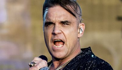 Robbie Williams left distraught as he goes unrecognised in London