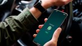 La aplicación que te permite escuchar los mensajes de WhatsApp en el auto