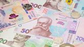 Russians detain people trying to sell Ukrainian currency on occupied territories