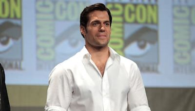 Henry Cavill e Natalie Viscuso aspettano il loro primo figlio: l’ex Superman sta per diventare papà