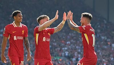 Liverpool given transfer clue as two players prepare for move