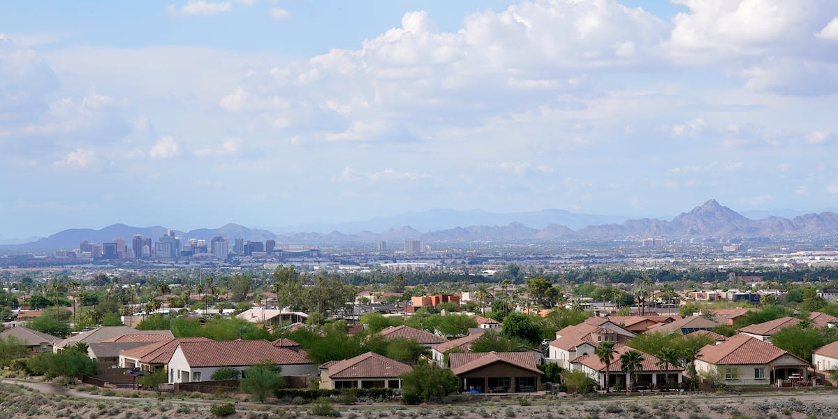 Phoenix ranks No. 7 among top cities that people are moving to