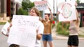 Workers at Iowa City, Coralville Bruegger's Bagels sites picket over unionization attempt