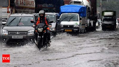 Waterlogging results in BEST bus diversions across Mumbai | Mumbai News - Times of India