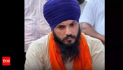 Jalandhar police arrest Khadoor Sahib MP Amritpal Singh’s brother Harpreet Singh, another with ‘ice’ | Chandigarh News - Times of India