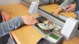 I’m a bank teller: 4 reasons you should withdraw your savings right now - CUInsight