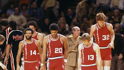 Tales from the Bill Walton beat: Remembering a one-of-a-kind Trail Blazers great
