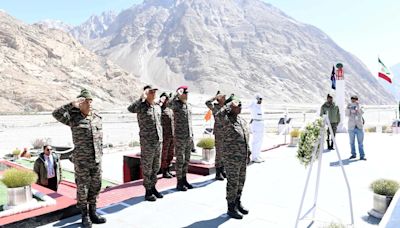 "Salute Their Bravery": President Droupadi Murmu Visits Siachen Base Camp