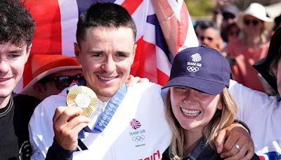 Who gold medallist Tom Pidcock's girlfriend Bethany Louise Zajac?