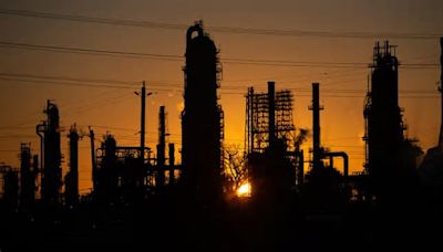 ExxonMobil and Chevron Report Lower Earnings