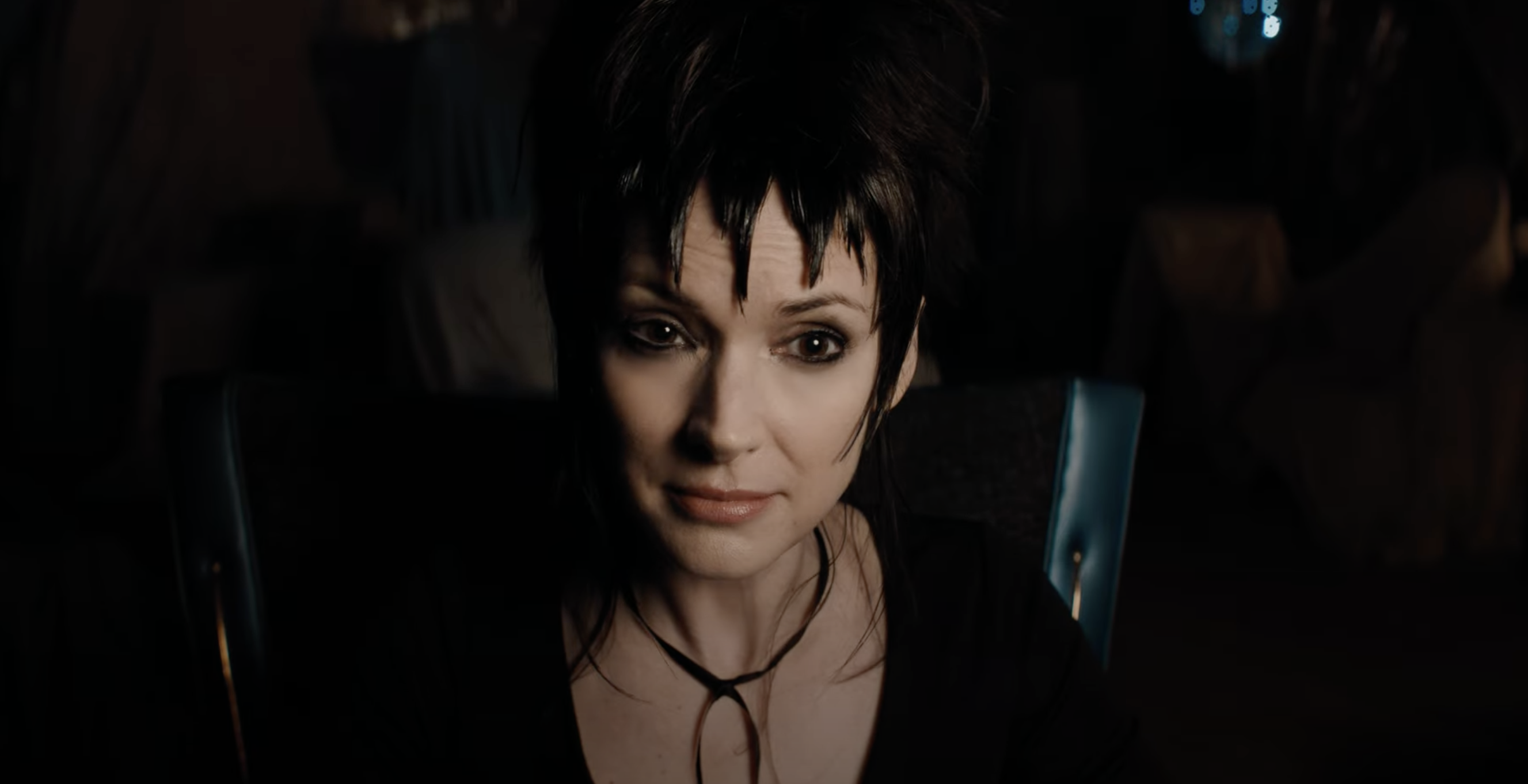 Winona Ryder says those 3 damned words in the 'Beetlejuice Beetlejuice' trailer