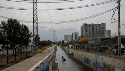 Chileans confront a homelessness crisis, a first for one of South America's richest countries