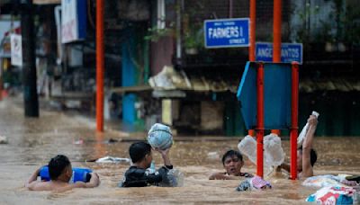 Philippines: Heavy rain from Typhoon Gaemi floods Manila and nearby cities; flights cancelled