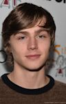 Miles Heizer