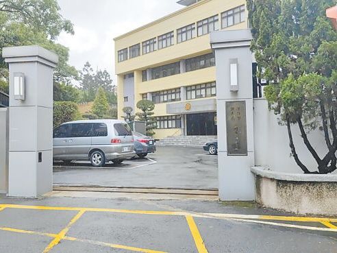 桃園 張肇良關說案 前後任區長遭約談 - 地方新聞