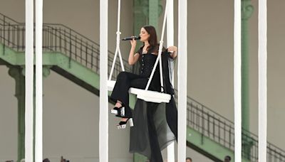 Riley Keough Sings Iconic Prince Song In Chanel Birdcage Fashion Parade