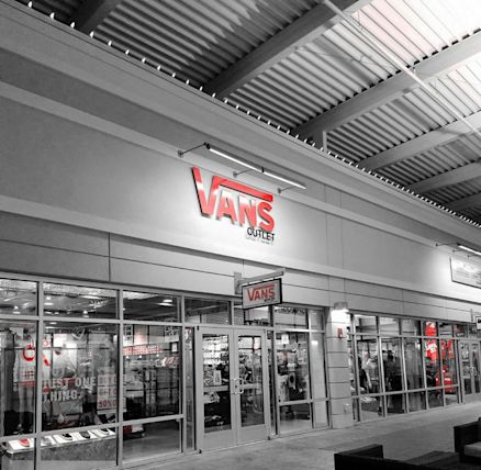 vans outlet atlanta